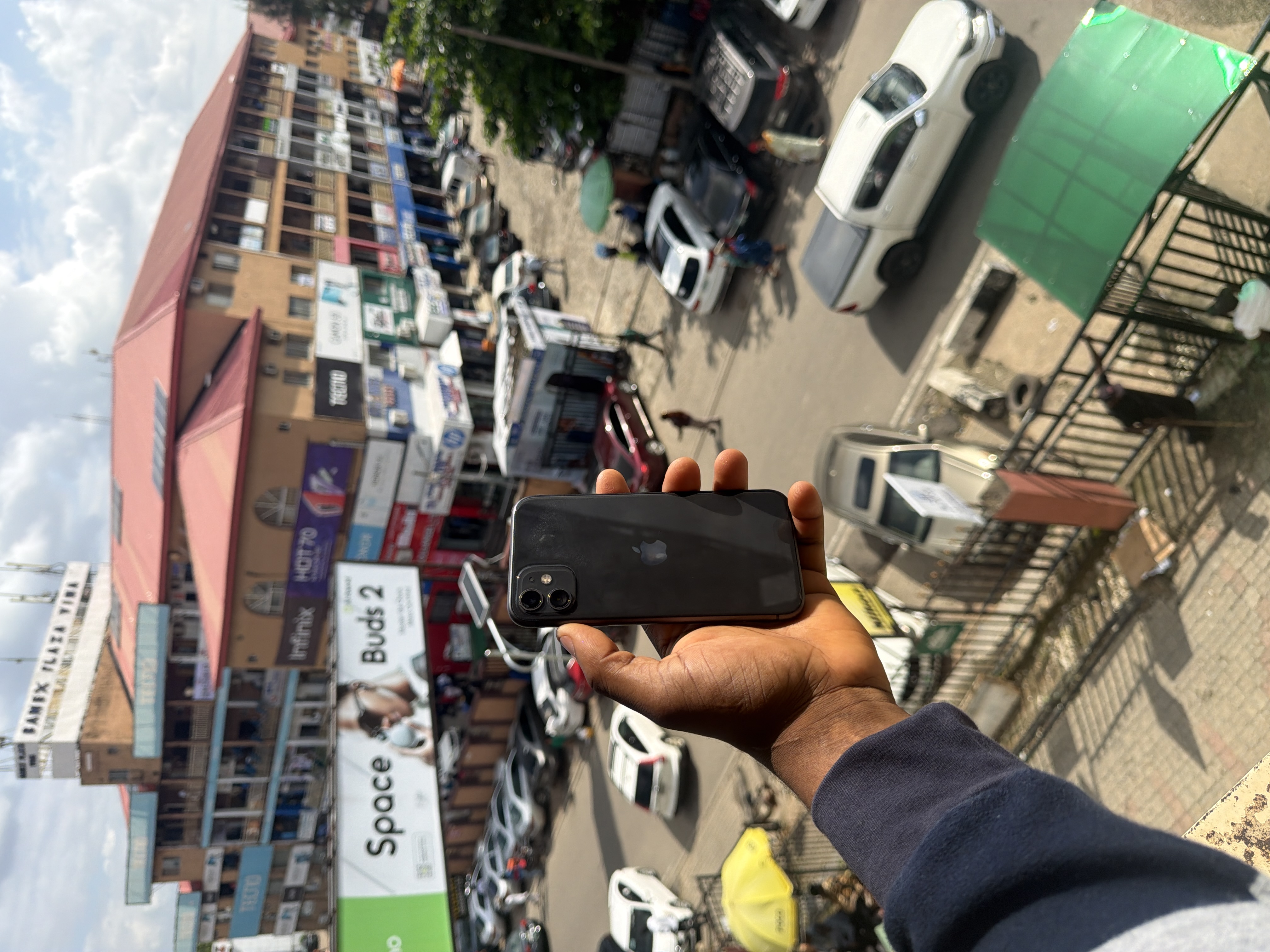 iPhone 11